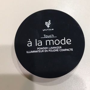 Touch A La Mode Powder Luminizer